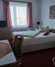 Einzelzimmer mit Doppelbett