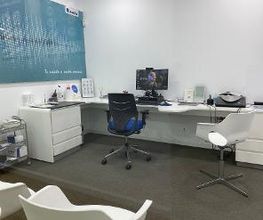 Interior del consultorio del Centro Auditivo Audika Aranjuez