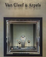 Van Cleef & Arpels (Cannes - La Croisette) image 7