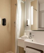 B&B HOTEL Lille Tourcoing Centre image 8