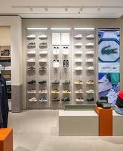 Lacoste Nîmes Cap Costières image 2