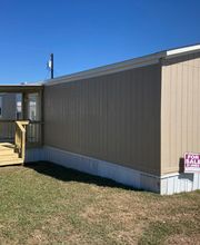 Lakefront Village Mobile Home & RV Community image 8