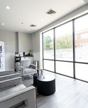 UniQ Laser Center Needham image 3