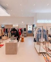 GUESS JEANS immagine 4