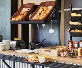 B&B HOTEL Argenteuil image 4