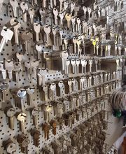 Sicherheitszentrale Klein Borstel / Wellingsbüttel - Schlüsseldienst:
- Schlüsselanfertigungen im Sofortdienst
- Seltene, nicht gängige Profile werden kurzfristig beschafft.