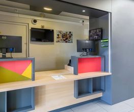 B&B HOTEL Bourges 1 image 9