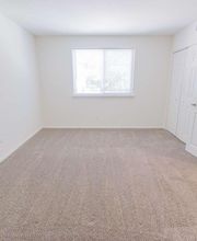 Jamestown Village Apartments image 18
