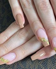 Real Nails Zurich - Nagelstudio - Gelnägel - Frenchnägel - Nägelstudio Bild 4