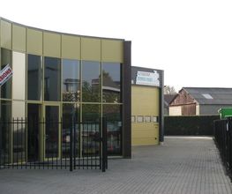 Maas Autobedrijf Dennis