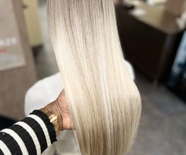 Coiffeur la fleur d'or Bild 2