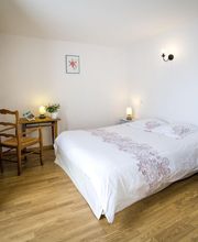 Entre Dolmens Et Fontaines image 1