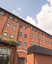 Magnolia Place Apartments image 3