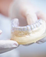 Zahnarztpraxis Frau Edeltraut Block Bild 4