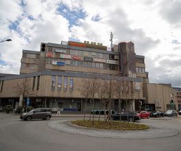batiment-de-la-pharmacie-sun-store-nyon-combe