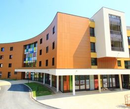 Plus 18 image 3