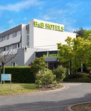 B&B HOTEL Cergy Port image 6