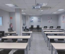 Autoeskola Larrañaga imagen 8