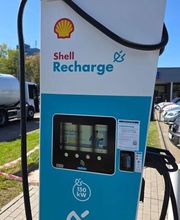 Shell Recharge Charging Station Bild 1