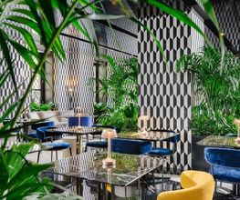 Mandarin Garden - Interior