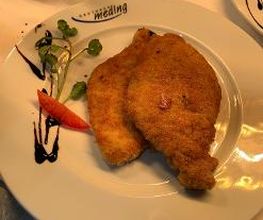 Unsere Schnitzel vom Strohschwein. Einfach. Lecker.