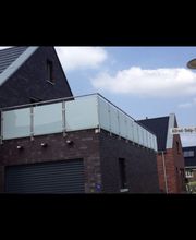 Balkongeländer Glas-Edelstahl