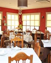 restaurante-el-parador-illescas-comedor-02.jpg