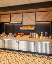 B&B HOTEL Compiègne image 11