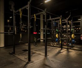 Fitness First Winnenden - Squat Racks