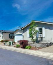 Foxfield Manufactured Home Community image 6