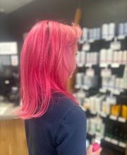 Fantastic Sams Cut & Color image 20