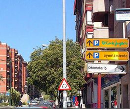 centro-medico-avenida-ll-linares-fachada-empresa-02.jpg