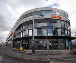 batiment-de-la-pharmacie-sun-store-vernier