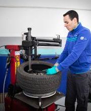 AUTOPIRO S.R.L. Castrol Service immagine 4