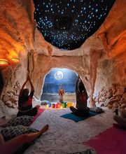 Salt Therapy Grotto & Spa image 4