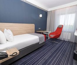 Holiday Inn Express Geneva Airport by IHG Bild 14