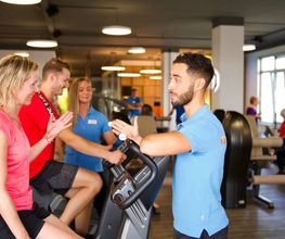 Physio-Fit PREMIUIM TRAINING Gesundheitszentrum Bild 5