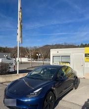 Hertz L.M.Location Franchisé Indépendant image 17