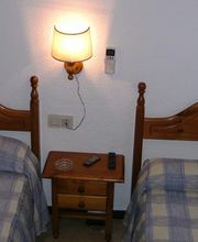 hostal-alicante-en-granada-04.jpeg