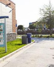 Get your car wash at Splash In located at 10000 Greenbelt Rd, Lanham, MD!