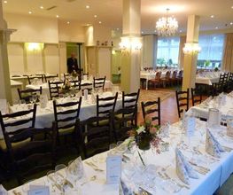 AKZENT Hotel Zur Wasserburg Hotel Garni - bed & breakfast Bild 8