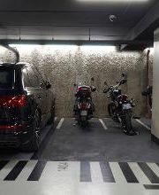 places motos parking Quai Branly Tour Eiffel