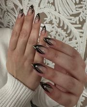 Royal Nails Akademie GmbH Bild 11