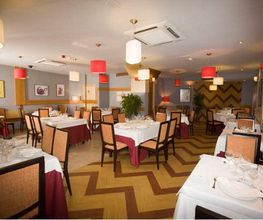 hotel-puerta-de-cazorla-zona-comidas-03.jpg