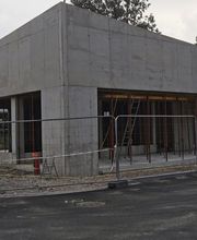 Schwengler Claude image 4