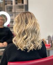 Gold Cut Coiffeur Bild 13