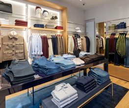 Tommy Hilfiger image 5