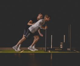 Sprint- und Beschleunigungstraining im Fitnessstudio - David Nikolaitschik - Personal Trainer in Mannheim