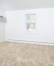 Knollwood Apartments image 13