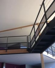 Reymond Robert image 4